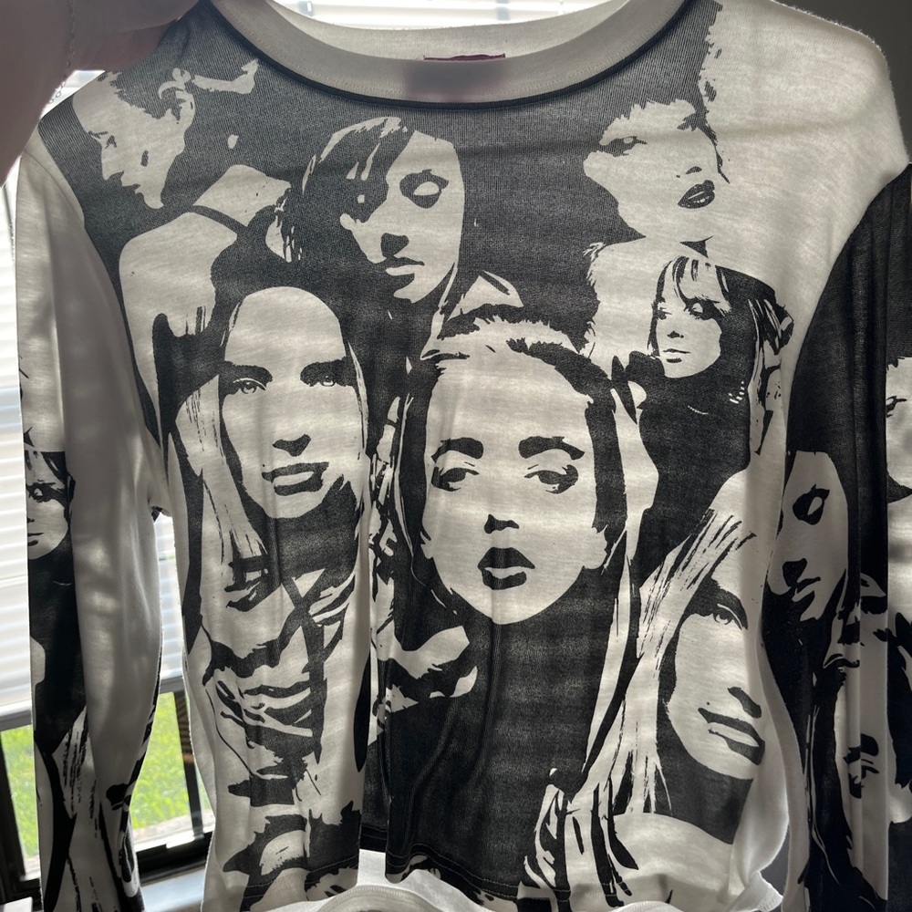 Edikted Monochrome Graphic Long Sleeve Top